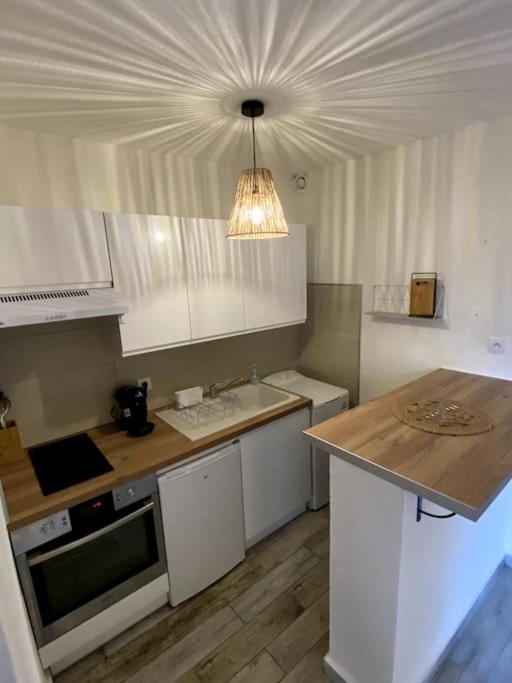 Апартаменты Studio Cabine Avec Jardin Кане Экстерьер фото